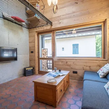 Apartment Racar Pour 4 Personnes, Centre Et Vue Sur La Montagne Chamonix
